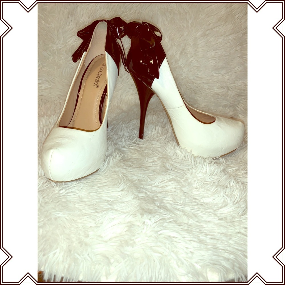 Shoe dazzle lovie bow color block pumps